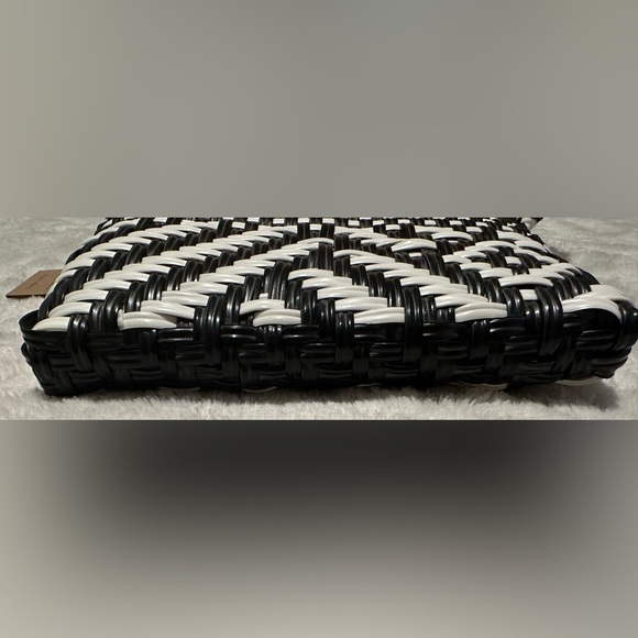 Maria Victoria Carlota Woven Wristlet Clutch - Picture 8 of 9